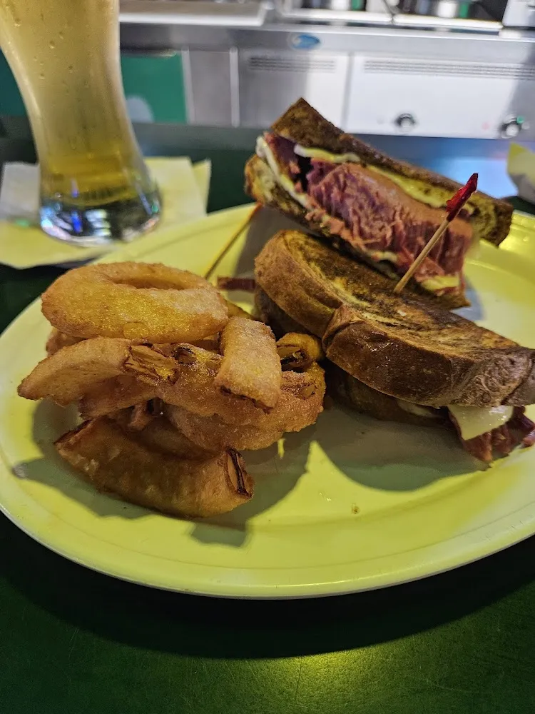Corned Beef Sandwich with Onion Rings