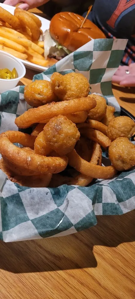 Onion Rings and Mushrooms